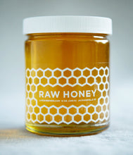 Load image into Gallery viewer, Honey from Live Wire Farm

